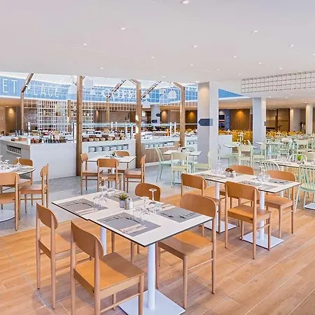 Barcelo Margaritas מלון 4*