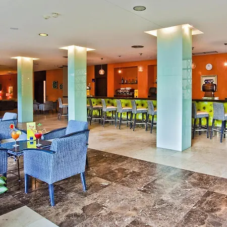 Barcelo Margaritas מלון